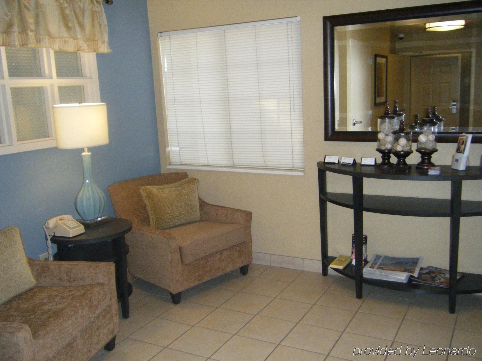 Sonesta Simply Suites Phoenix テンピ 部屋 写真